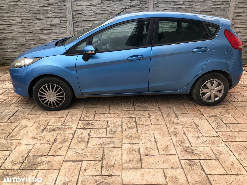 Ford Fiesta 1.25i Ambiente - 5