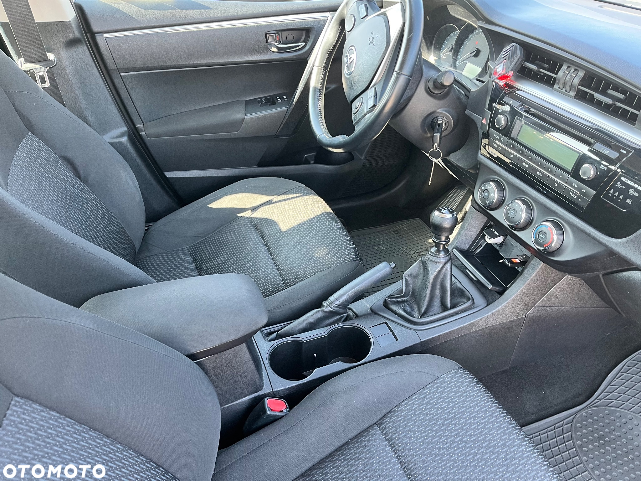 Toyota Corolla 1.6 Active - 6