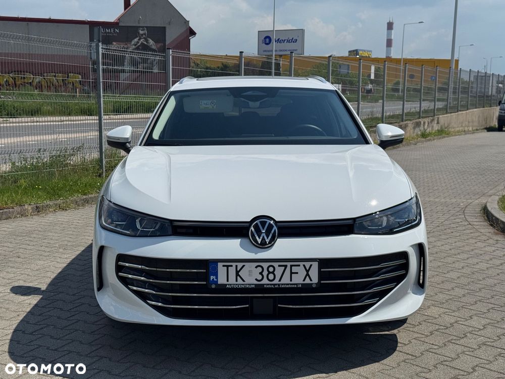 Volkswagen Passat Variant 2.0 TDI SCR Elegance DSG - 3