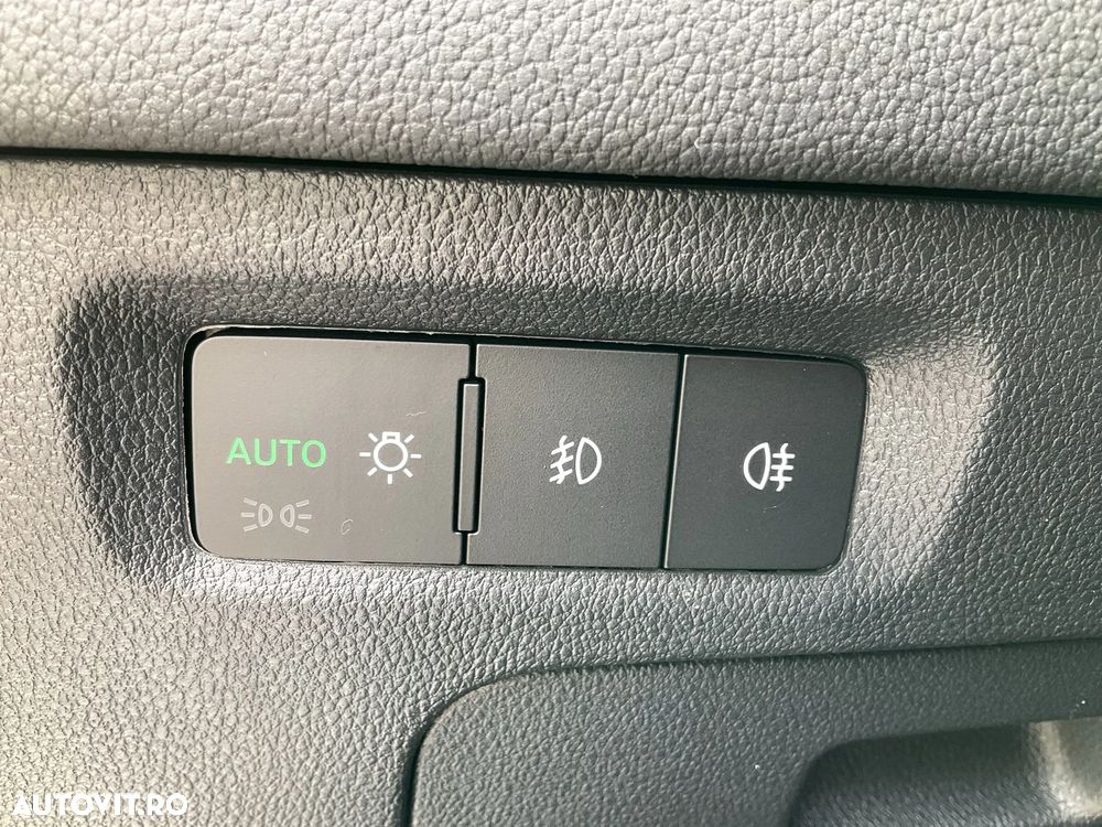 Skoda Octavia Combi 2.0 TDI Ambition - 15