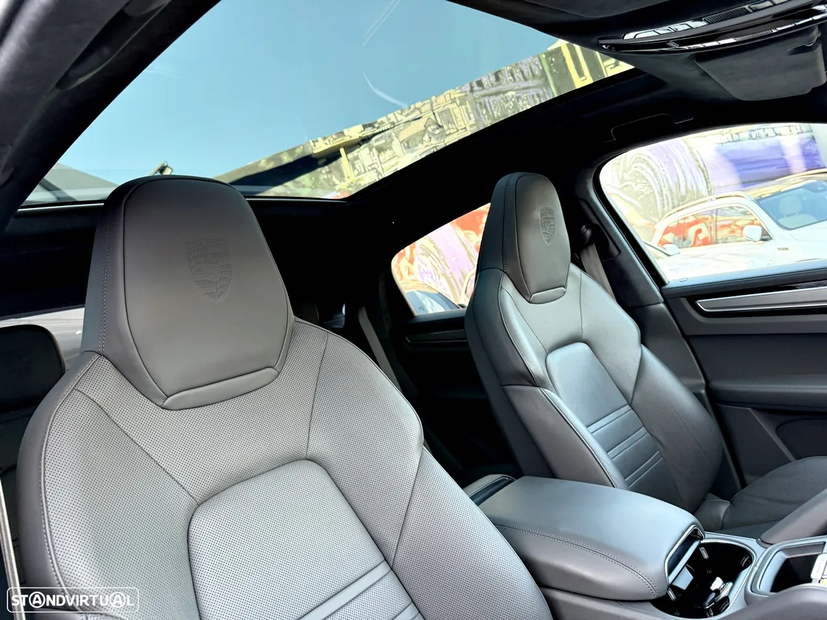 Porsche Cayenne Coupé E-Hybrid - 30