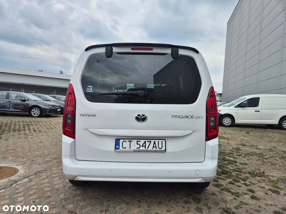 Toyota Proace City Verso 1.5 D-4D Business - 4