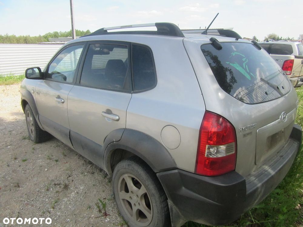 DESKA ROZDZIELCZA KOKPIT PASY PODUSZKI NAPINACE Hyundai Tucson 2005 Wszystkie części - 5