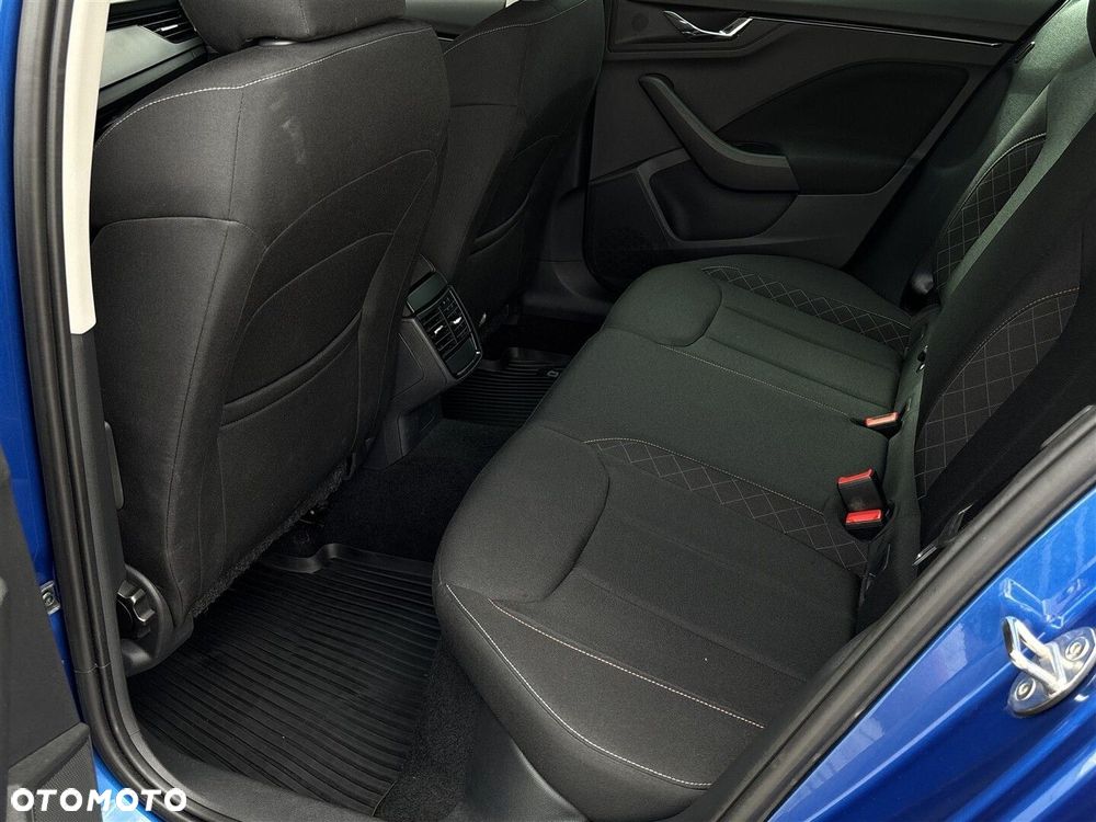 Skoda Kamiq 1.0 TSI Ambition DSG - 13