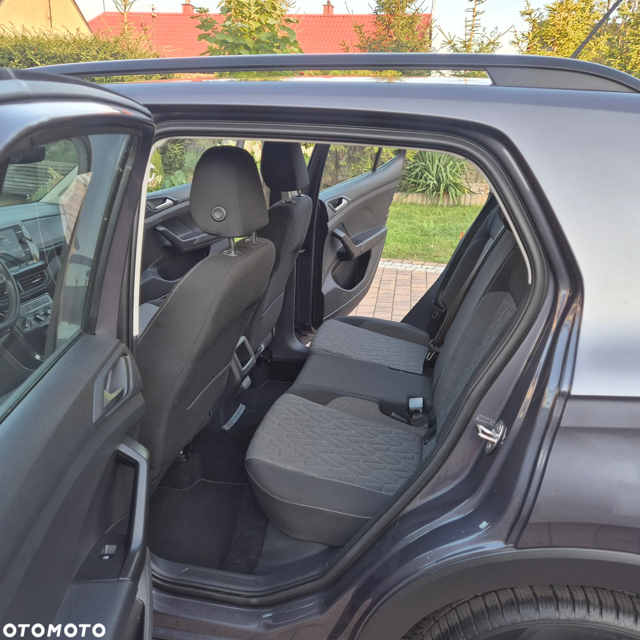 Volkswagen T-Cross 1.0 TSI Life Plus DSG - 25