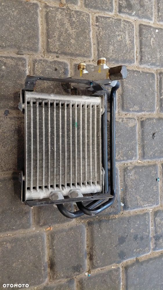 Chłodnica Oleju Bentley Continental GTC / GT / Flying Spur - 4B0317021D - 2