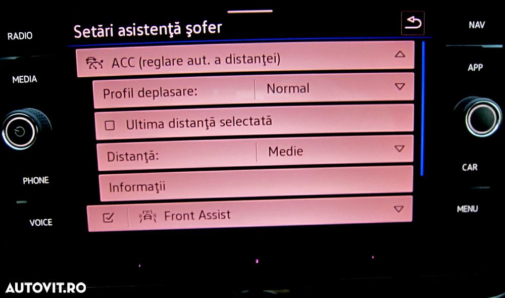 Volkswagen Touran 2.0 TDI SCR DSG Comfortline - 20