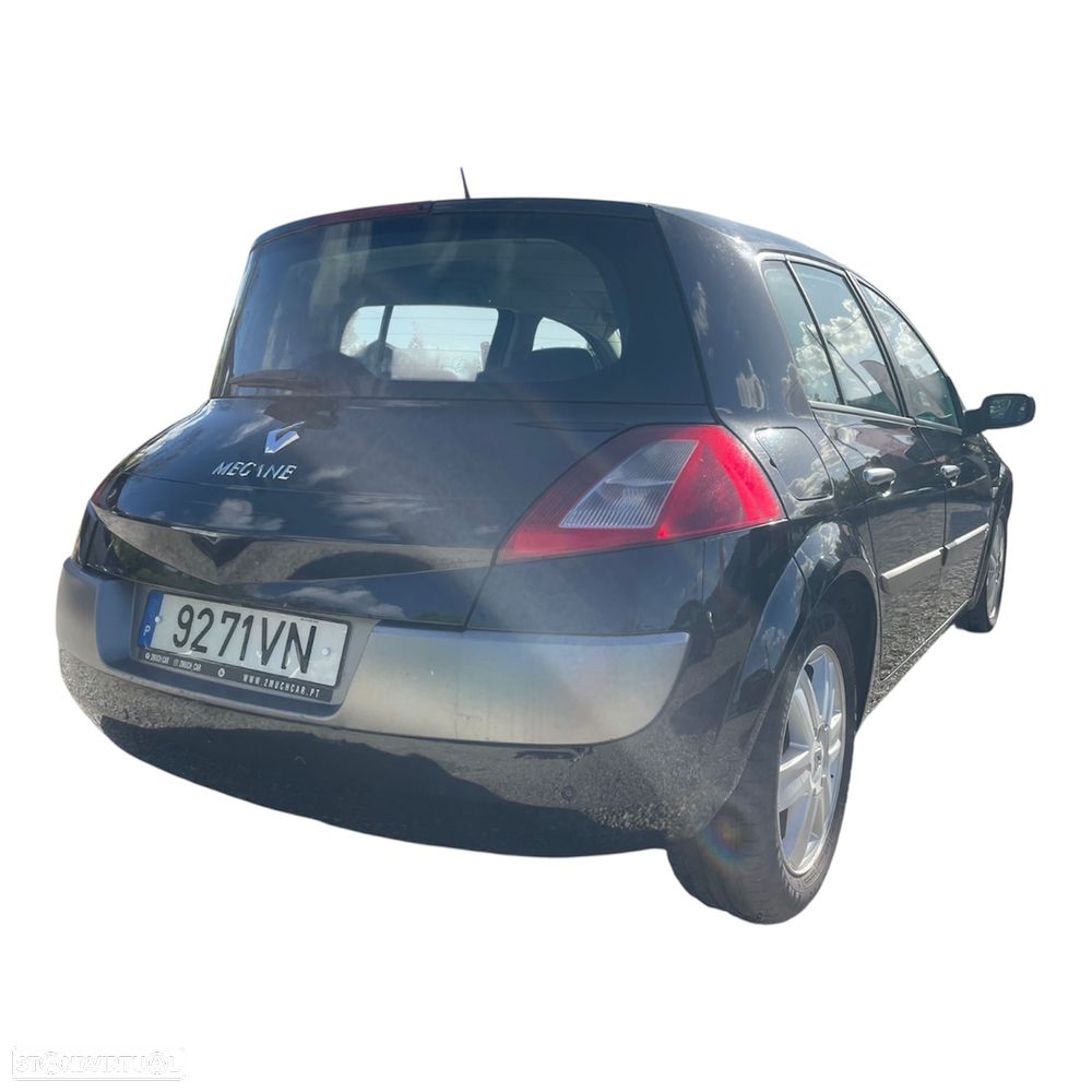 Renault Mégane 1.5 dCi Confort Dynamique - 4