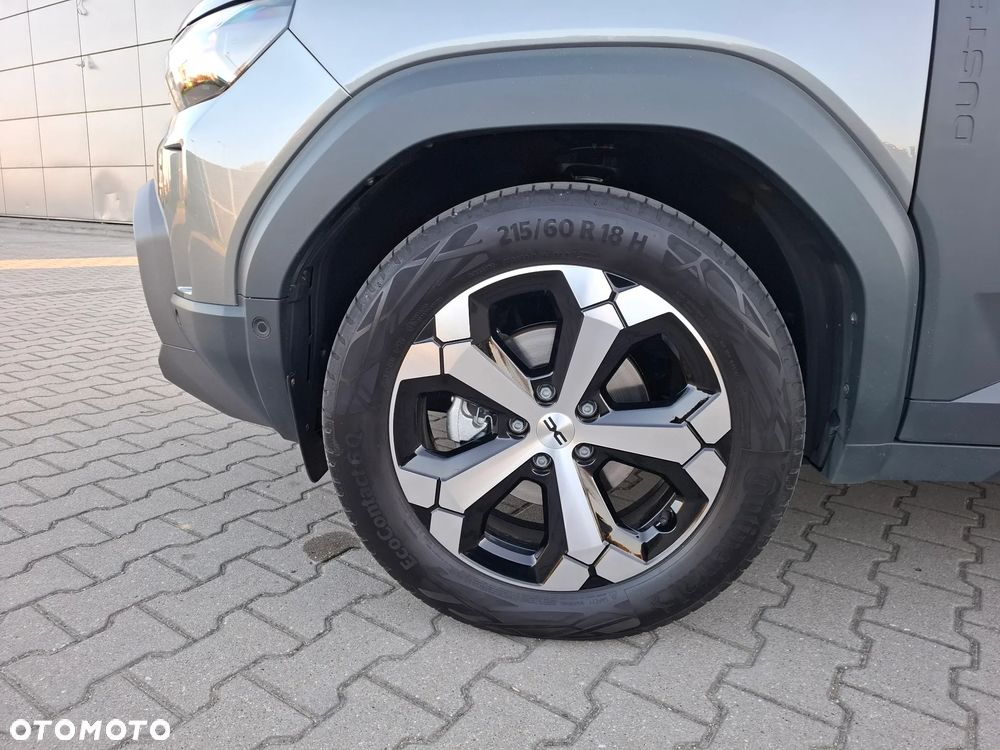 Dacia Duster 1.6 Full Hybrid 140 Journey MMT - 33