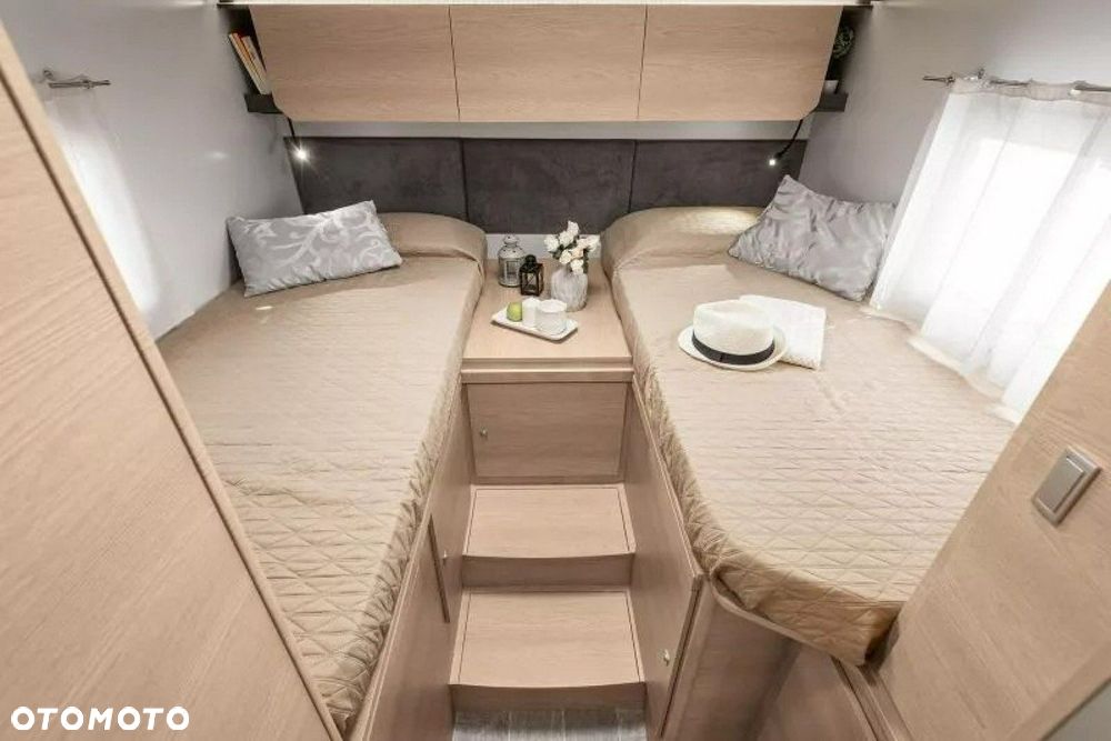 Ford Giottiline Siena 395F - 5 osobowy - 11