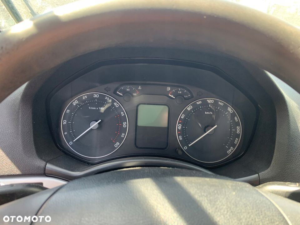 Skoda Octavia II licznik zegary 2.0 TDI - 1