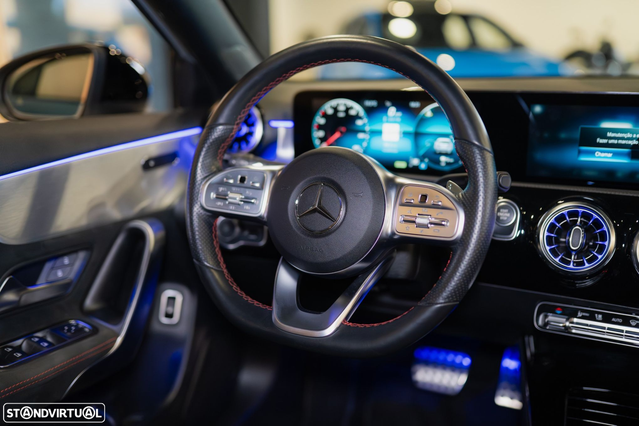 Mercedes-Benz A 250 Limousine e AMG Line - 26