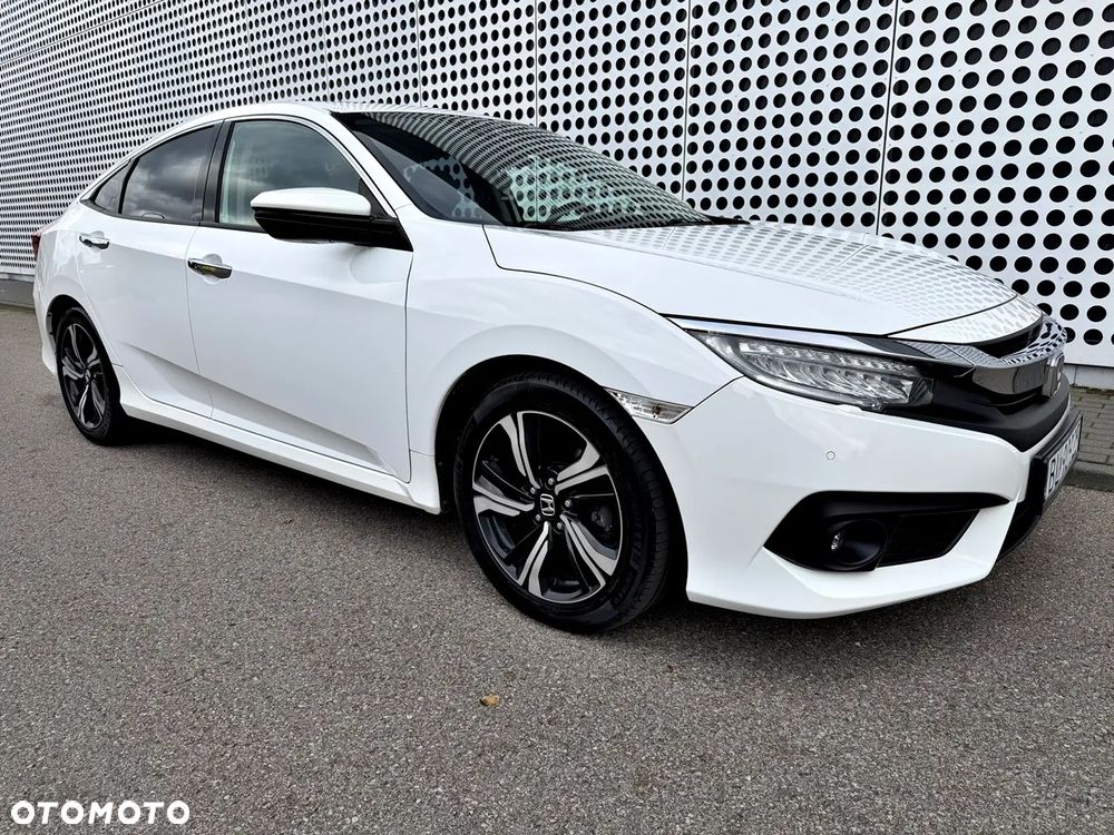 Honda Civic 1.5 i-VTEC Turbo CVT Executive - 2