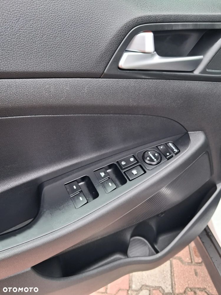 Hyundai Tucson - 13