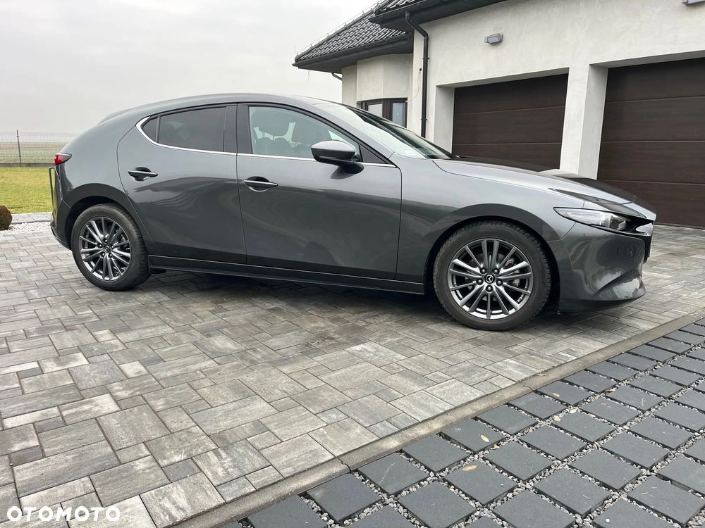 Mazda 3 2.0 mHEV Hikari - 3