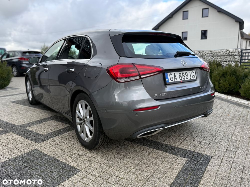 Mercedes-Benz Klasa A 220 4-Matic 7G-DCT - 9