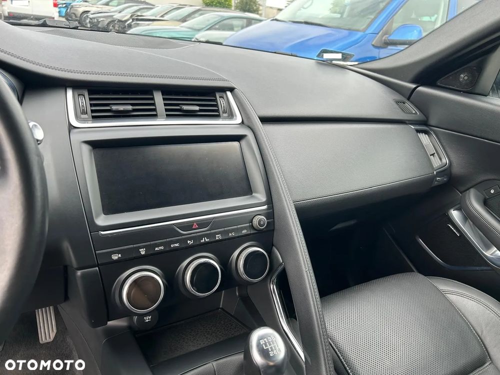 Jaguar E-Pace 2.0 i4D FWD S - 17