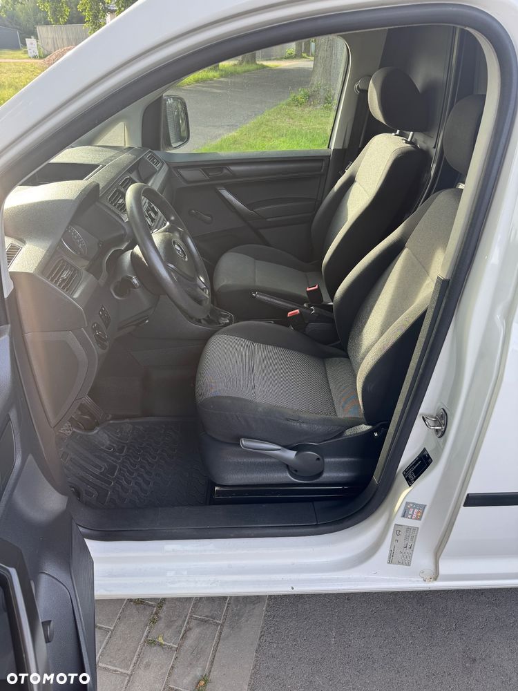 Volkswagen Caddy Maxi - 8