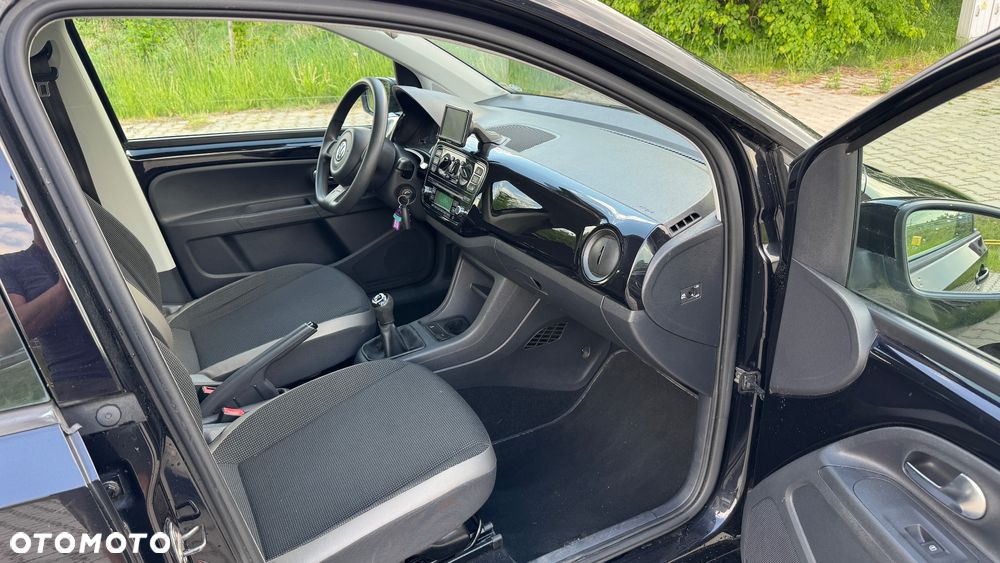 Volkswagen up! - 14