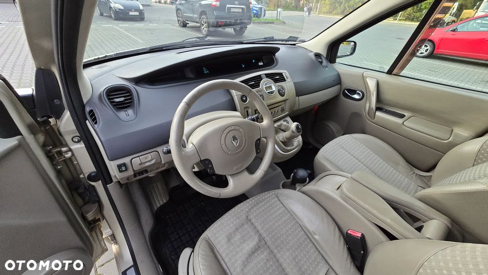 Renault Scenic - 6