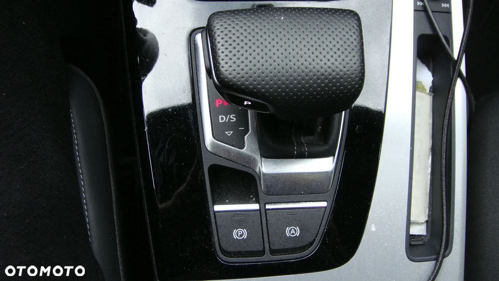 Audi Q5 40 TDI mHEV Quattro S Line S tronic - 23