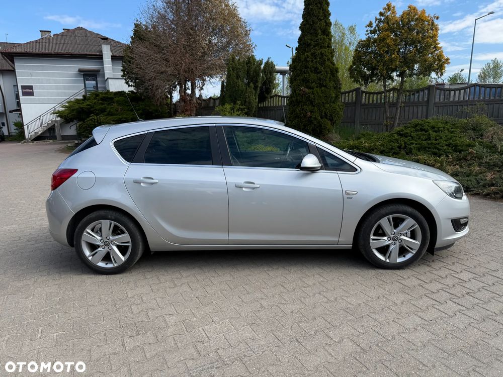 Opel Astra 1.6 ENERGY - 10