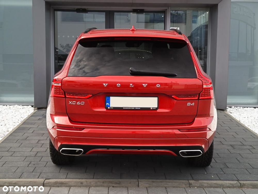 Volvo XC 60 B4 B R-Design - 4