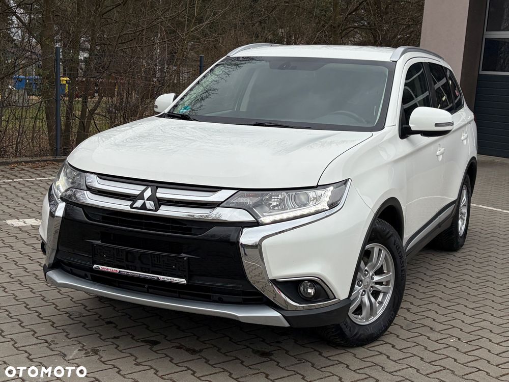 Mitsubishi Outlander 2.0 2WD Invite - 2