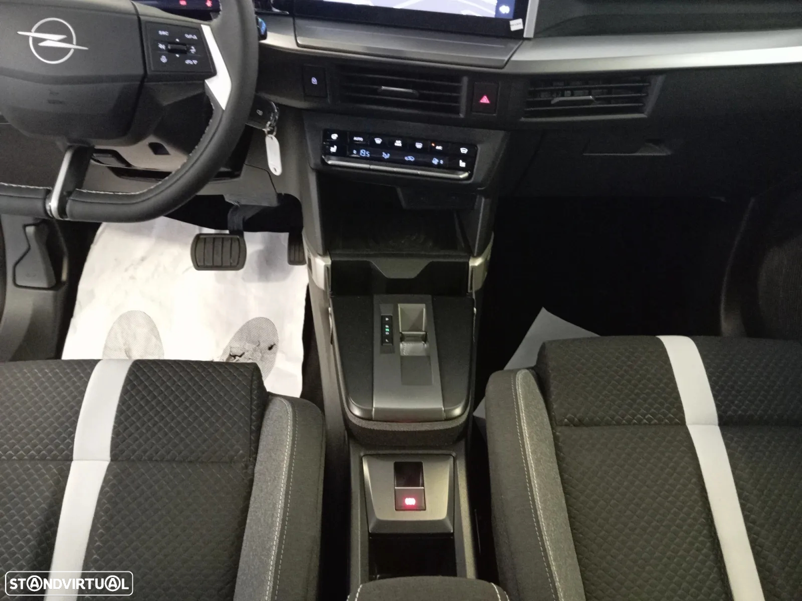 Opel Frontera 1.2 Hybrid GS eDCT - 12