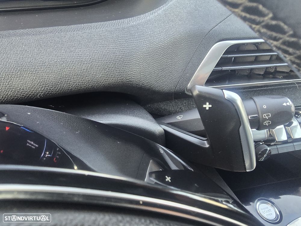 Peugeot 5008 1.5 BlueHDi Allure EAT8 - 22