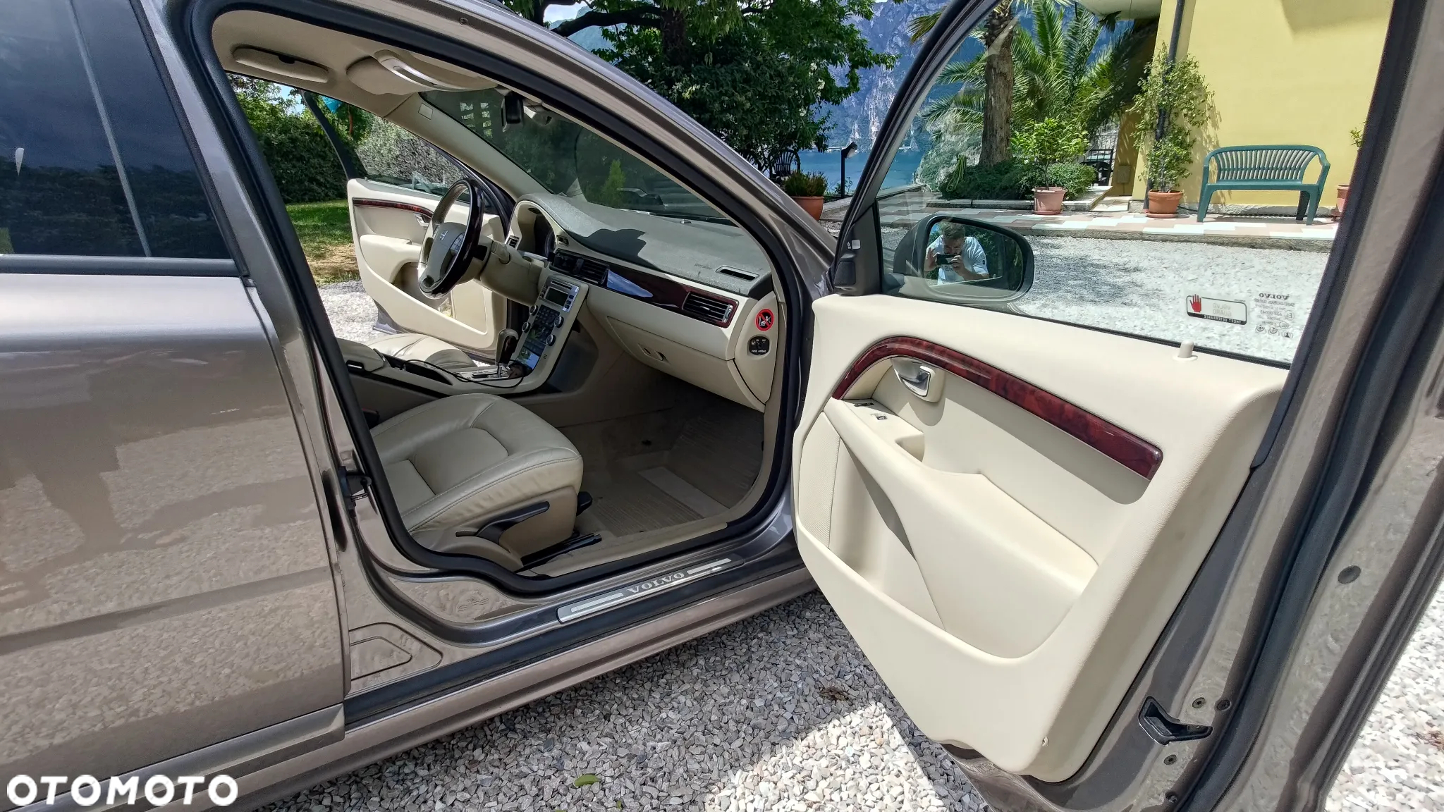 Volvo V70 T6 AWD Geartronic Momentum - 8