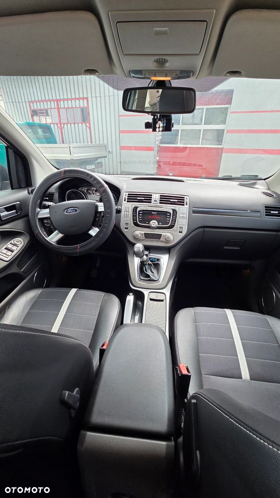 Ford Kuga 2.0 TDCi Titanium - 11