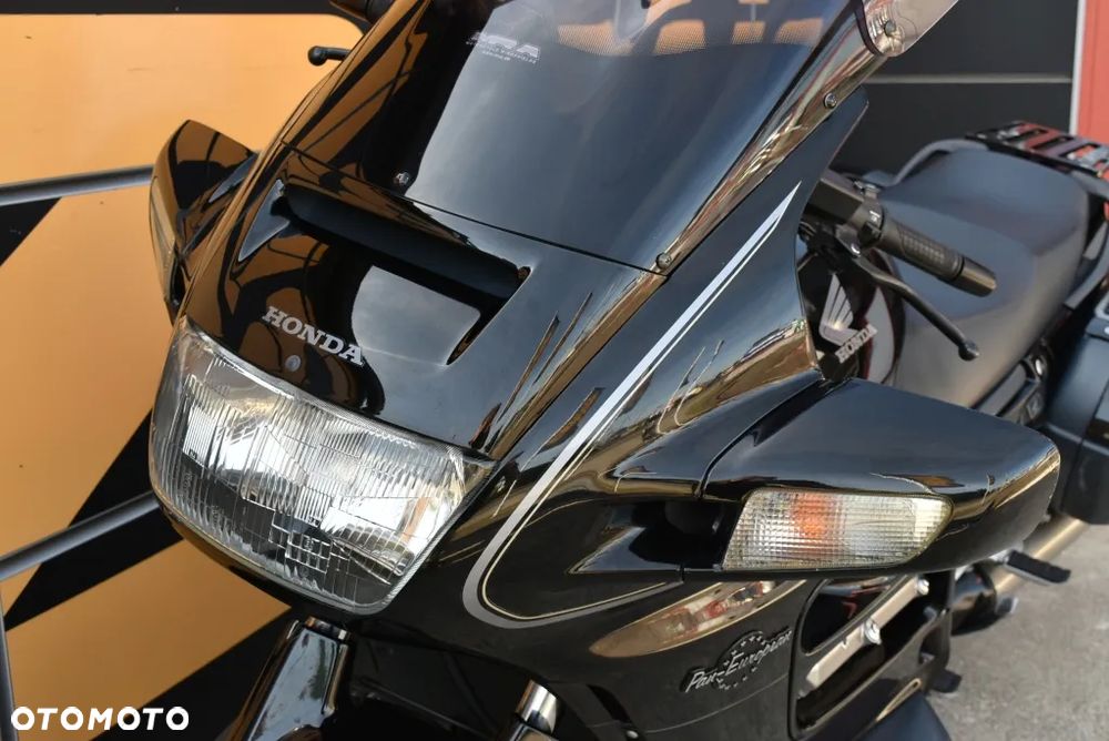 Honda ST - 24