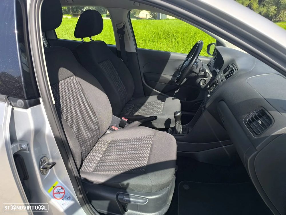 VW Polo 1.4 TDi BlueMotion - 17