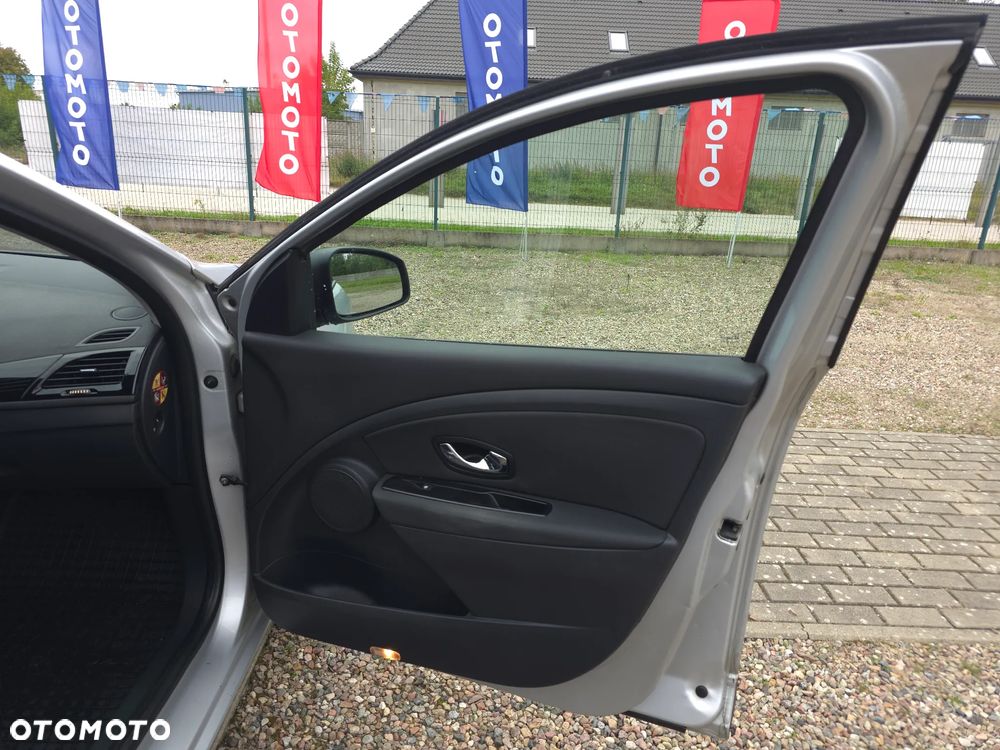 Renault Megane 1.5 dCi Color Edition - 13
