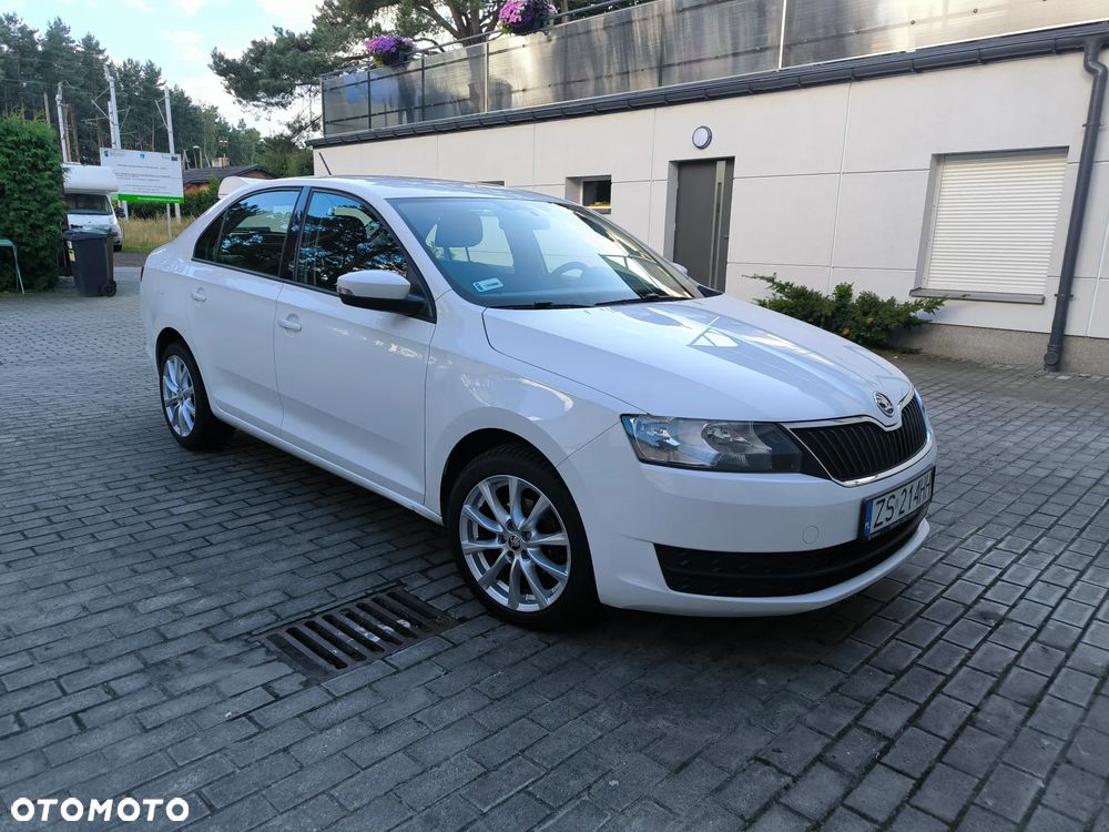 Skoda RAPID 1.2 TSI Ambition - 2