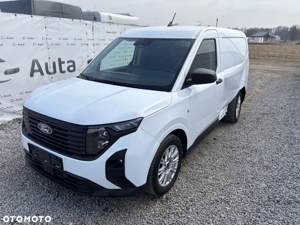 Ford Transit Courier - 2