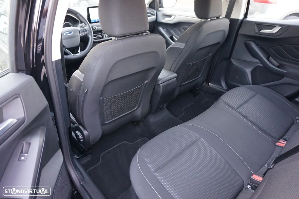 Ford Focus 1.5 TDCi ECOBlue Connected Aut. - 18
