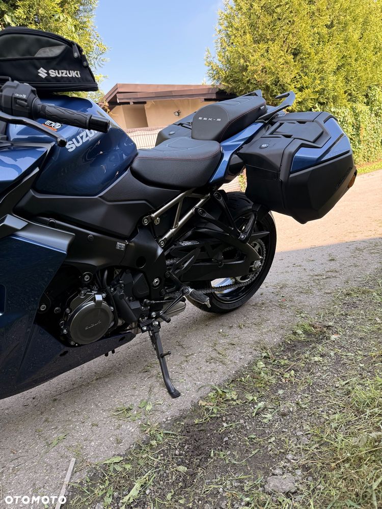 Suzuki GSX 1000 - 7