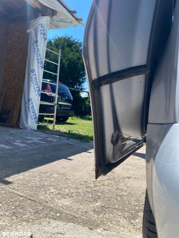 Volkswagen Caddy Life - 13
