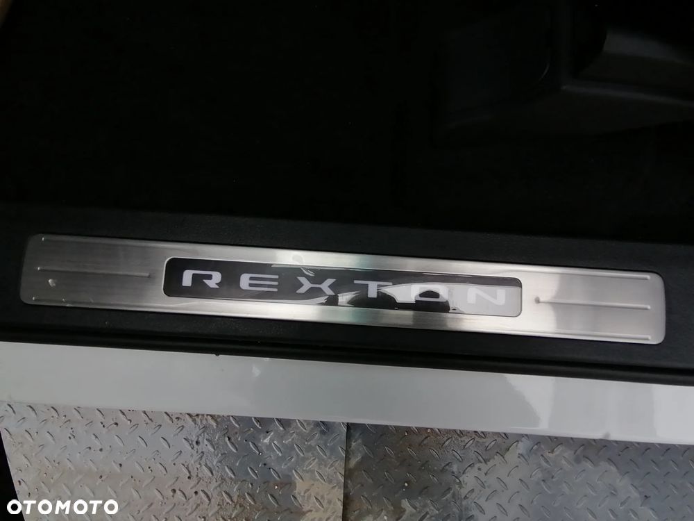 SsangYong/KGM Rexton 2.2 D Black Edition 4WD 7os - 12