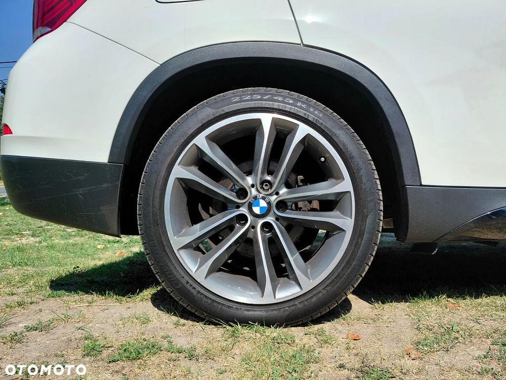 BMW X1 xDrive25d xLine - 24