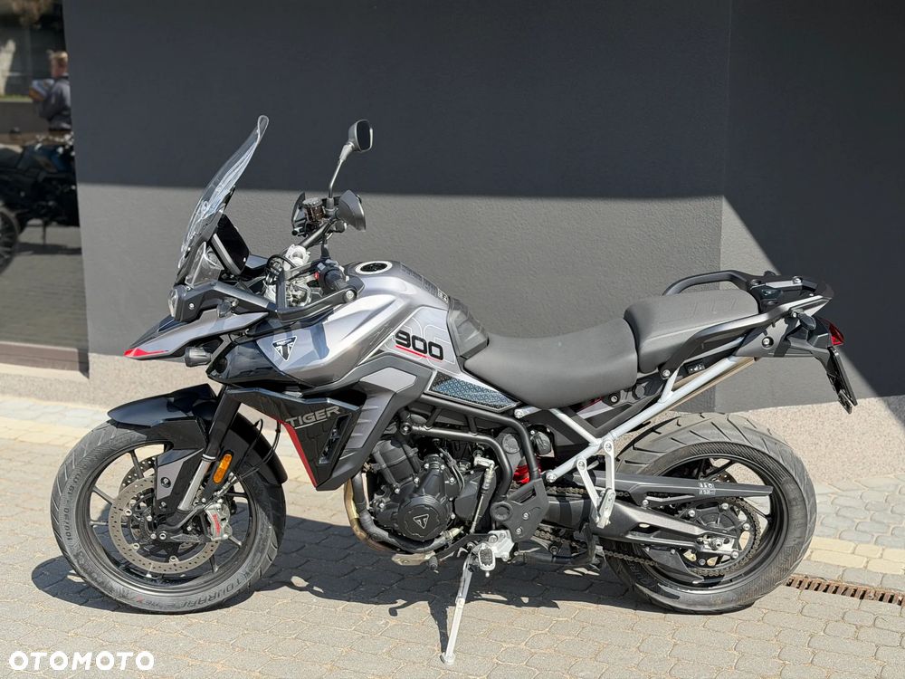 Triumph Tiger - 10