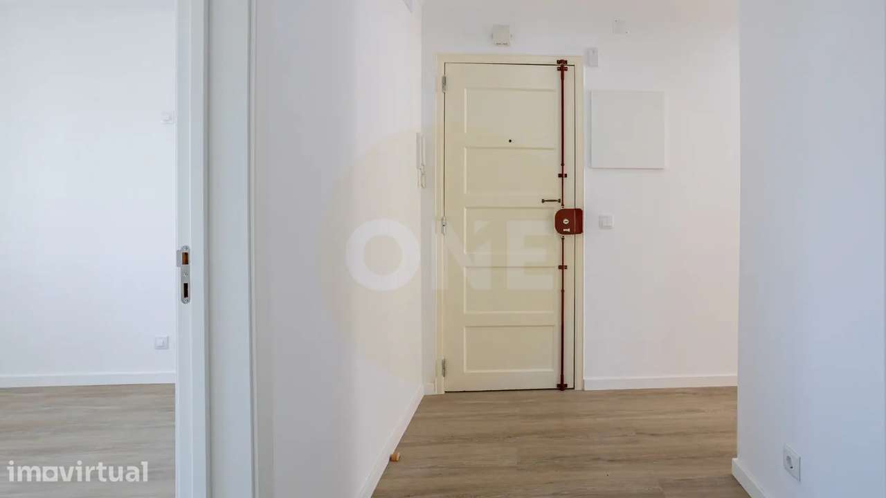 Apartamento T1 + 1 | Logradouro, anexo e arrumos | Queluz, Sintra - Grande imagem: 5/25