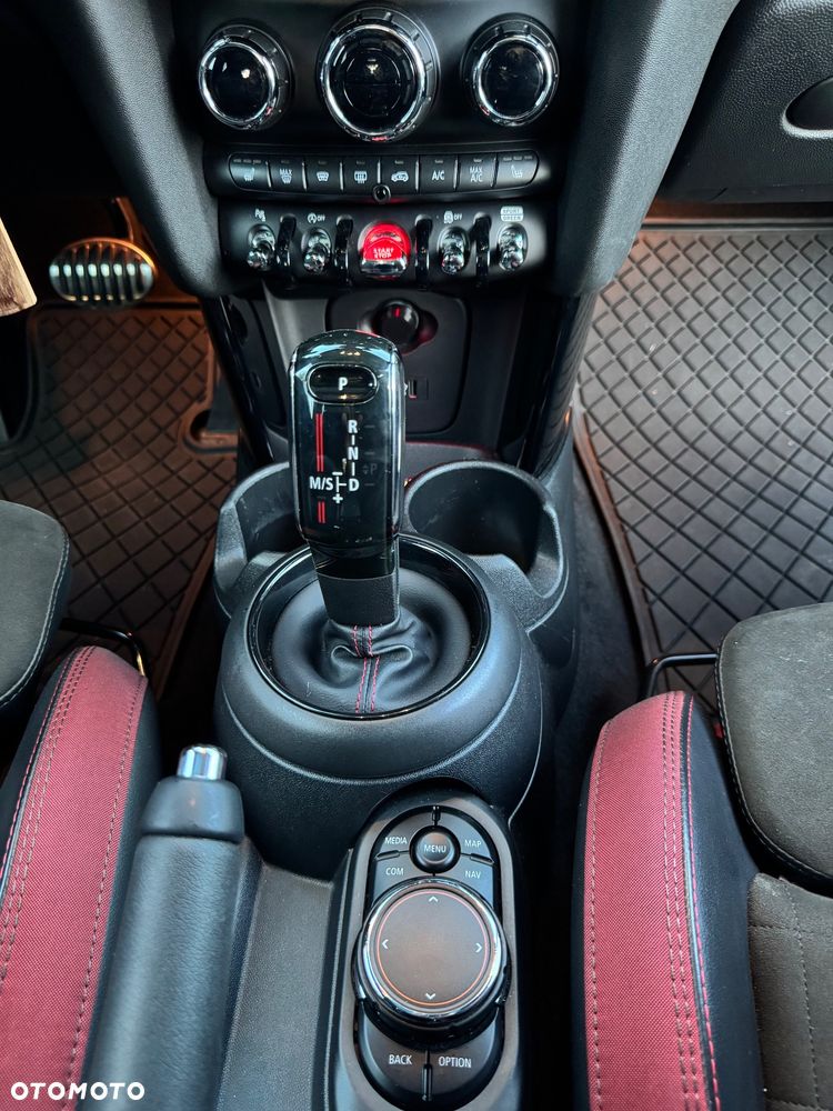MINI John Cooper Works - 21