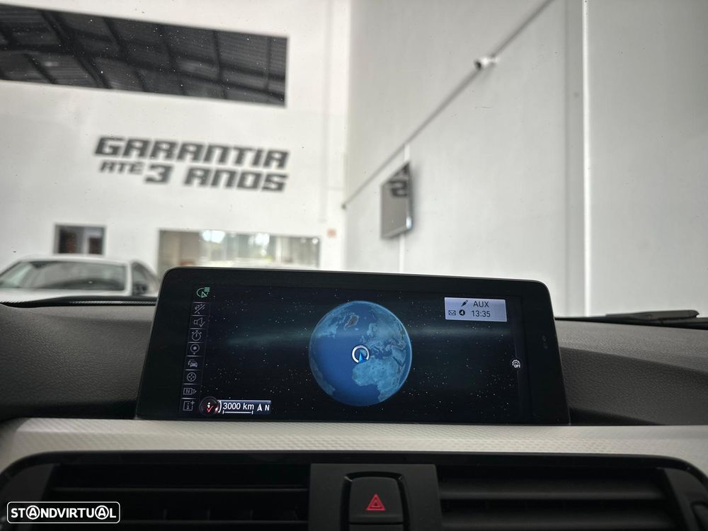 BMW 320 d Auto Pack M - 13