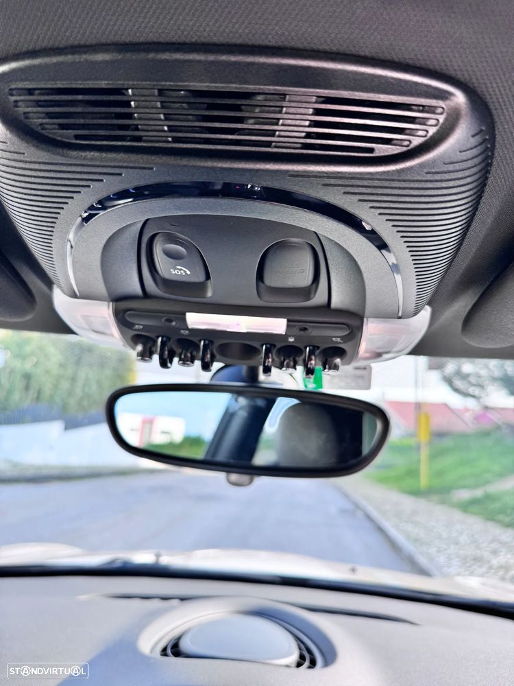 MINI 3 Portas Cooper SE - 18