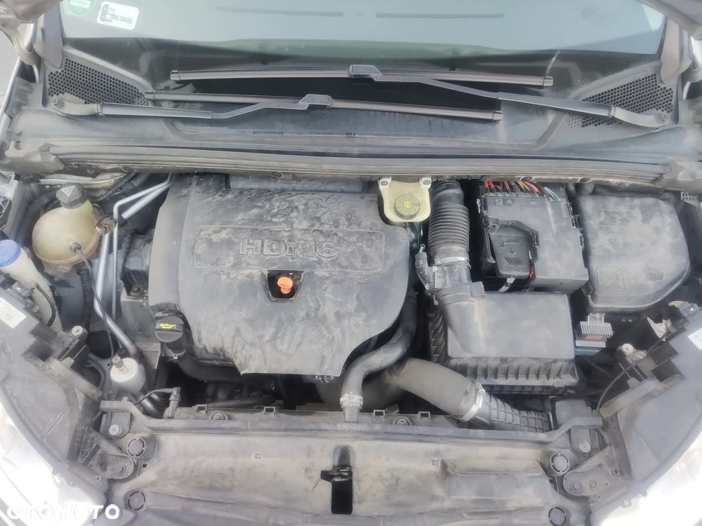 Citroën C4 HDi 150 Exclusive - 18