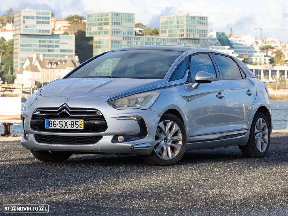Citroën DS5 2.0 HDi Hybrid4 So Chic CMP6 - 1