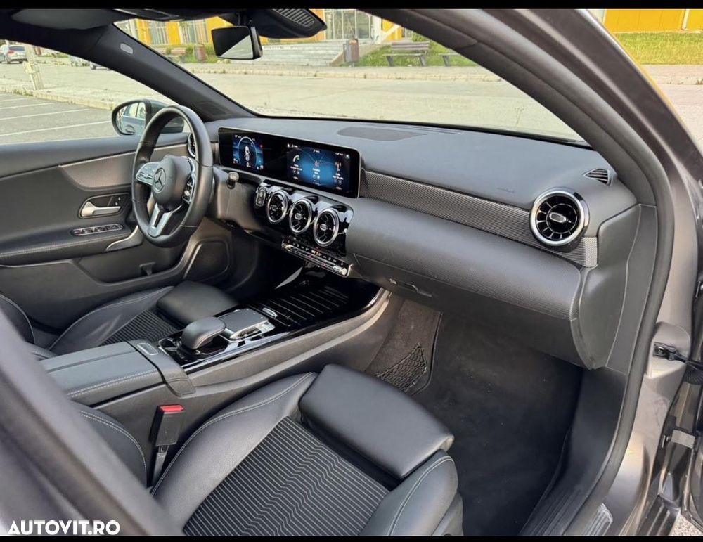 Mercedes-Benz A - 18